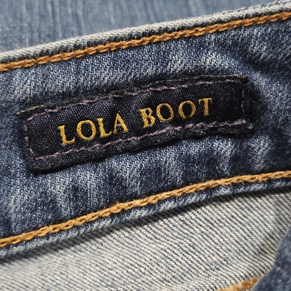 Lucky Brand Lola Bootcut Blue Wash Mid‑Rise Jeans w/ Embroidered Back Pockets 27 - Picture 8 of 14